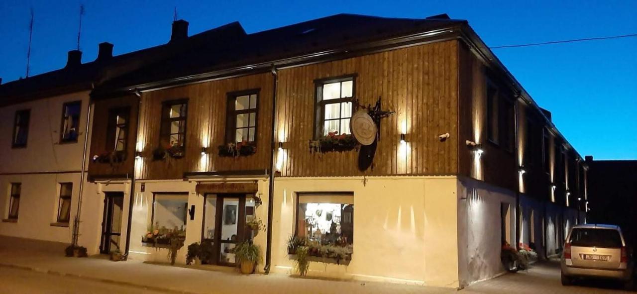 Hotel Metras Maja Aizpute Exterior foto